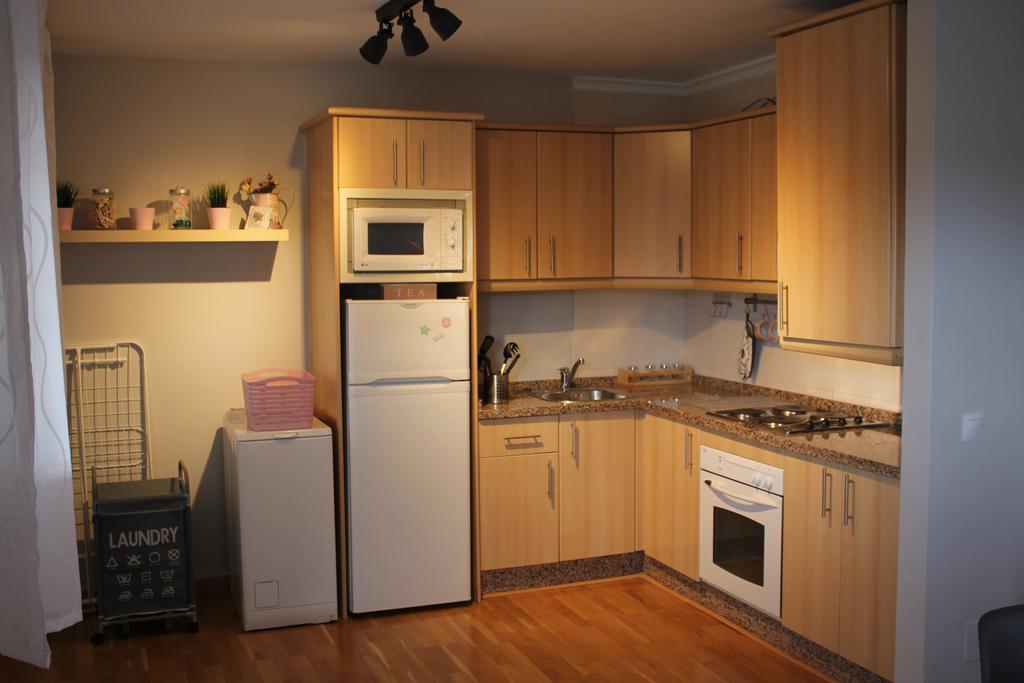 Апартаменти Apartamento Turistico Pueblo Evita Бенальмадена Екстер'єр фото